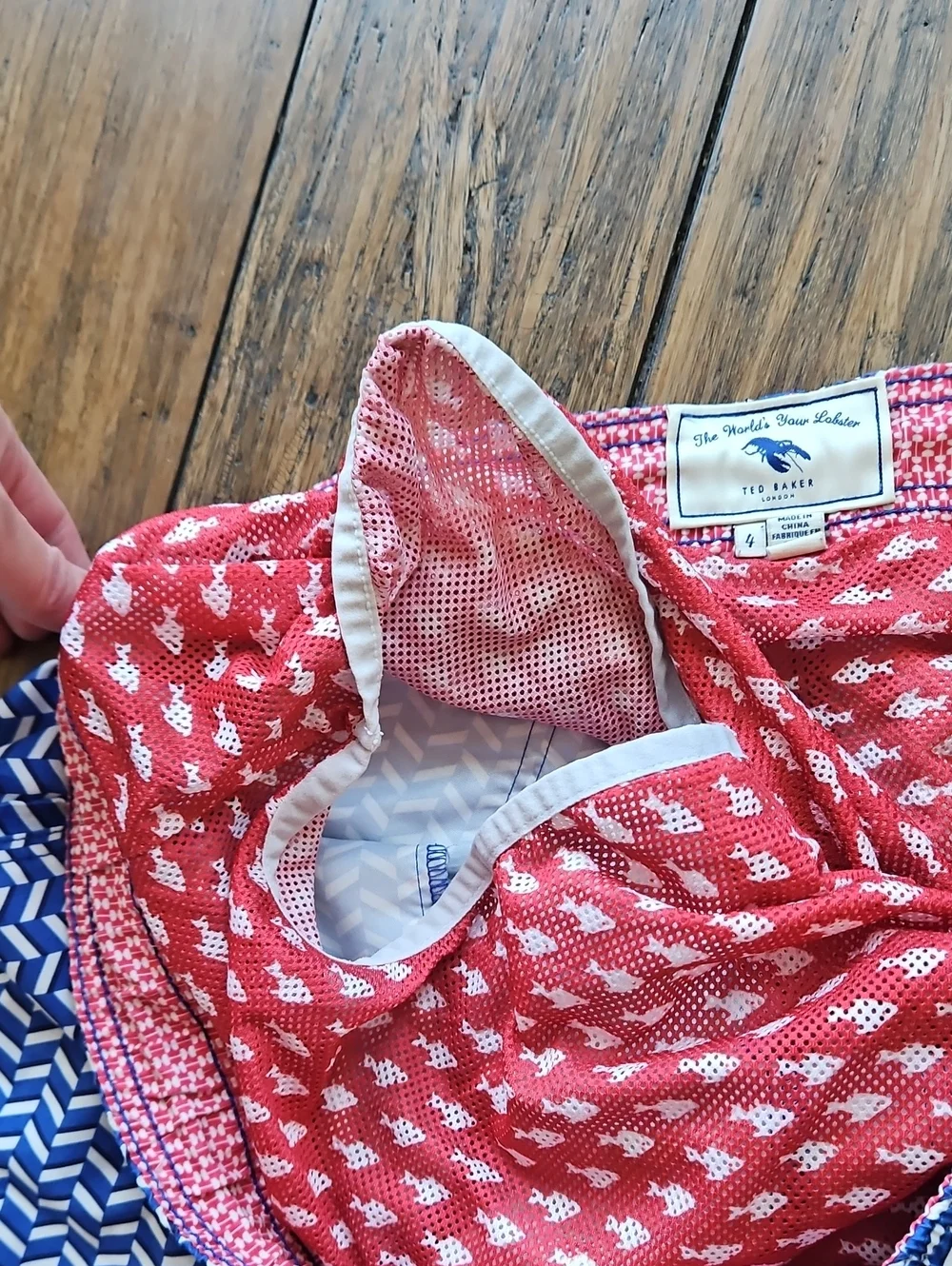 Ted Baker Blue Chevron Print Swim Trunks Size 4 (34)